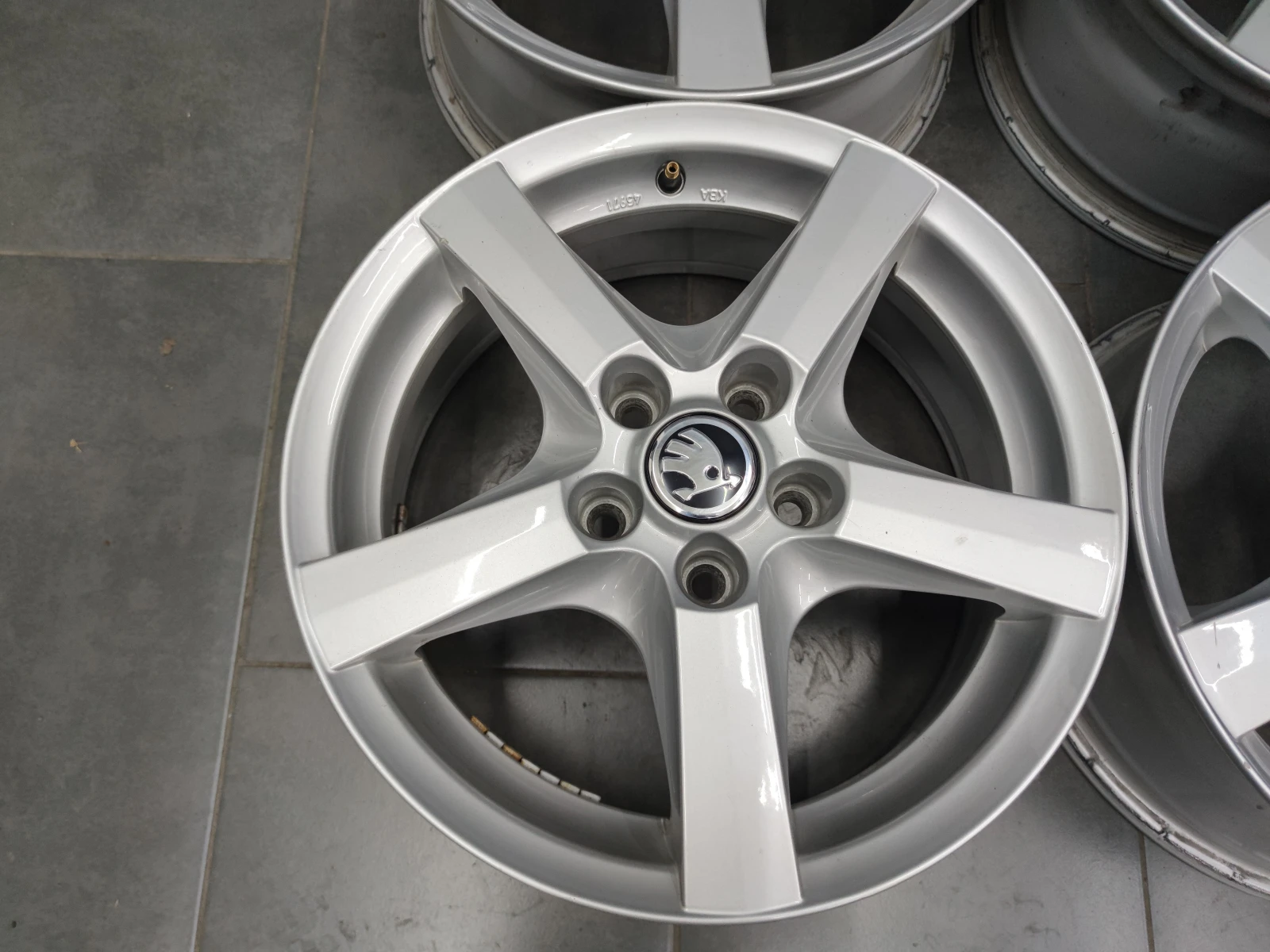   Skoda | Mobile.bg   9