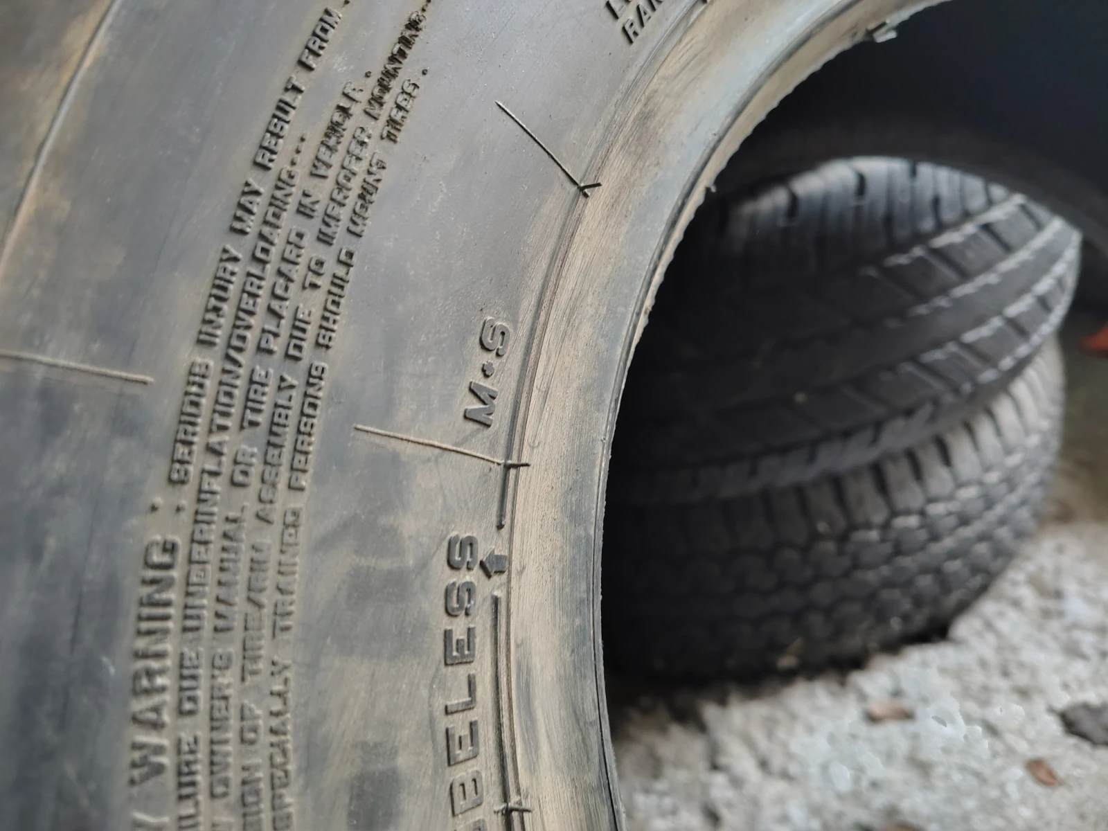 Гуми Всесезонни 265/75R16, снимка 7 - Гуми и джанти - 53806694