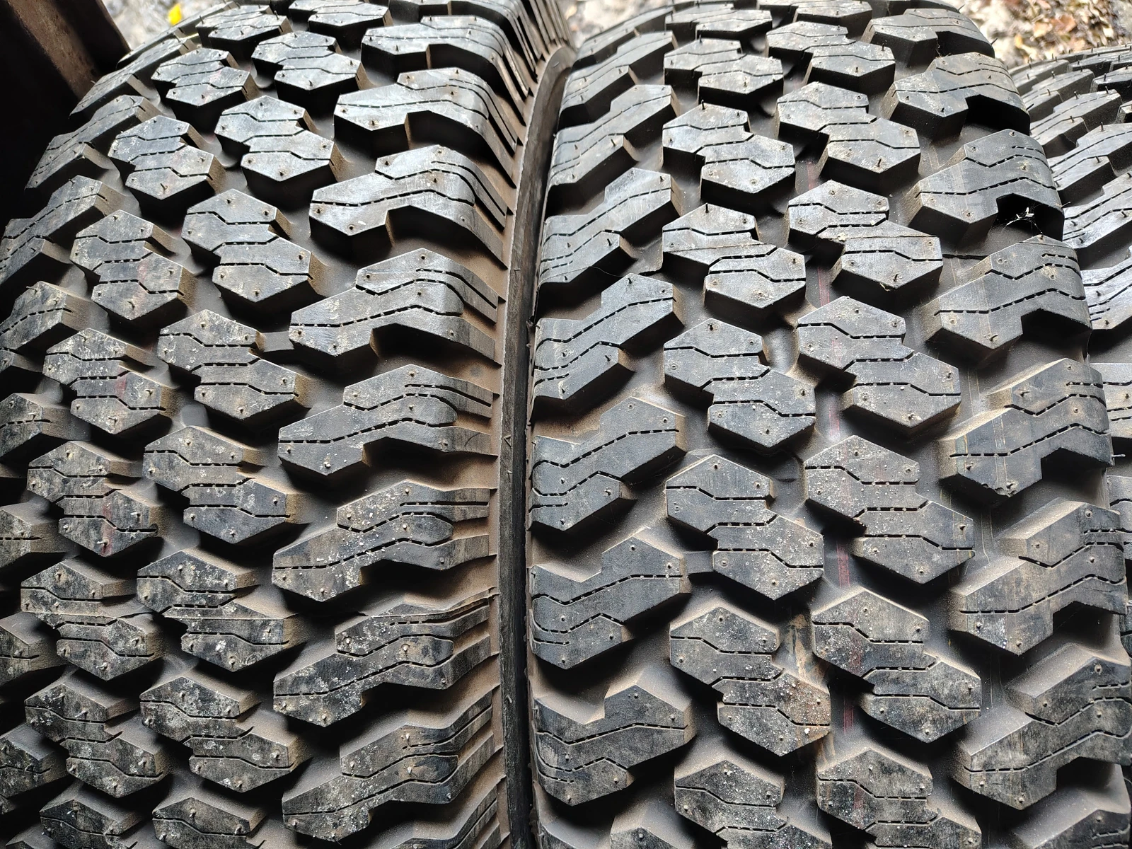 Гуми Всесезонни 265/75R16, снимка 2 - Гуми и джанти - 53806694