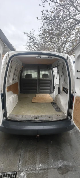 VW Caddy Gen. 3, снимка 16