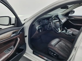 BMW 530 I xDrive M Sports Plus, снимка 10
