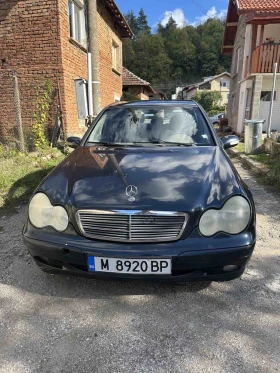     Mercedes-Benz C 200