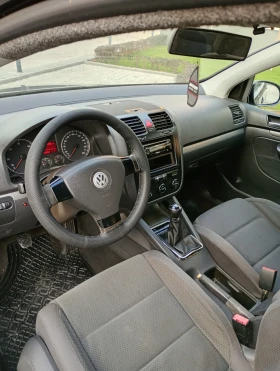 VW Golf 2.0 TDI 140Hp 6ск  Климатроник Италия, снимка 8