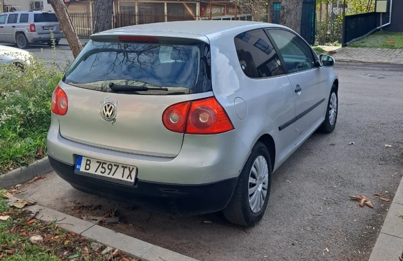 VW Golf Голф 5 1.4i 90k.c., снимка 4 - Автомобили и джипове - 48156838