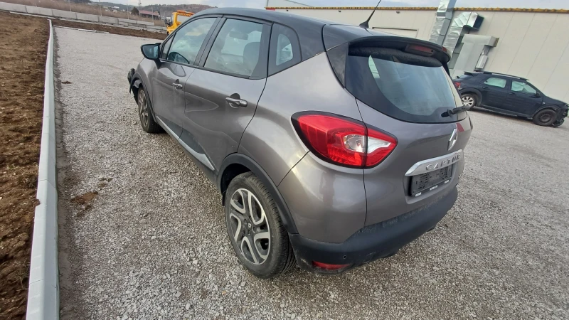 Renault Captur 1.5DCI EVRO5, снимка 4 - Автомобили и джипове - 49341486