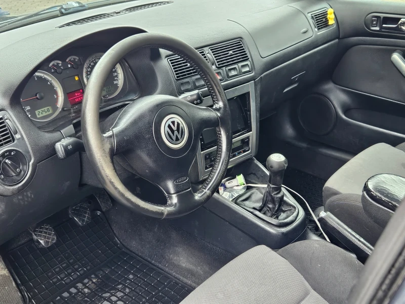 VW Golf 1.9TDI 300Hp, снимка 8 - Автомобили и джипове - 49504073