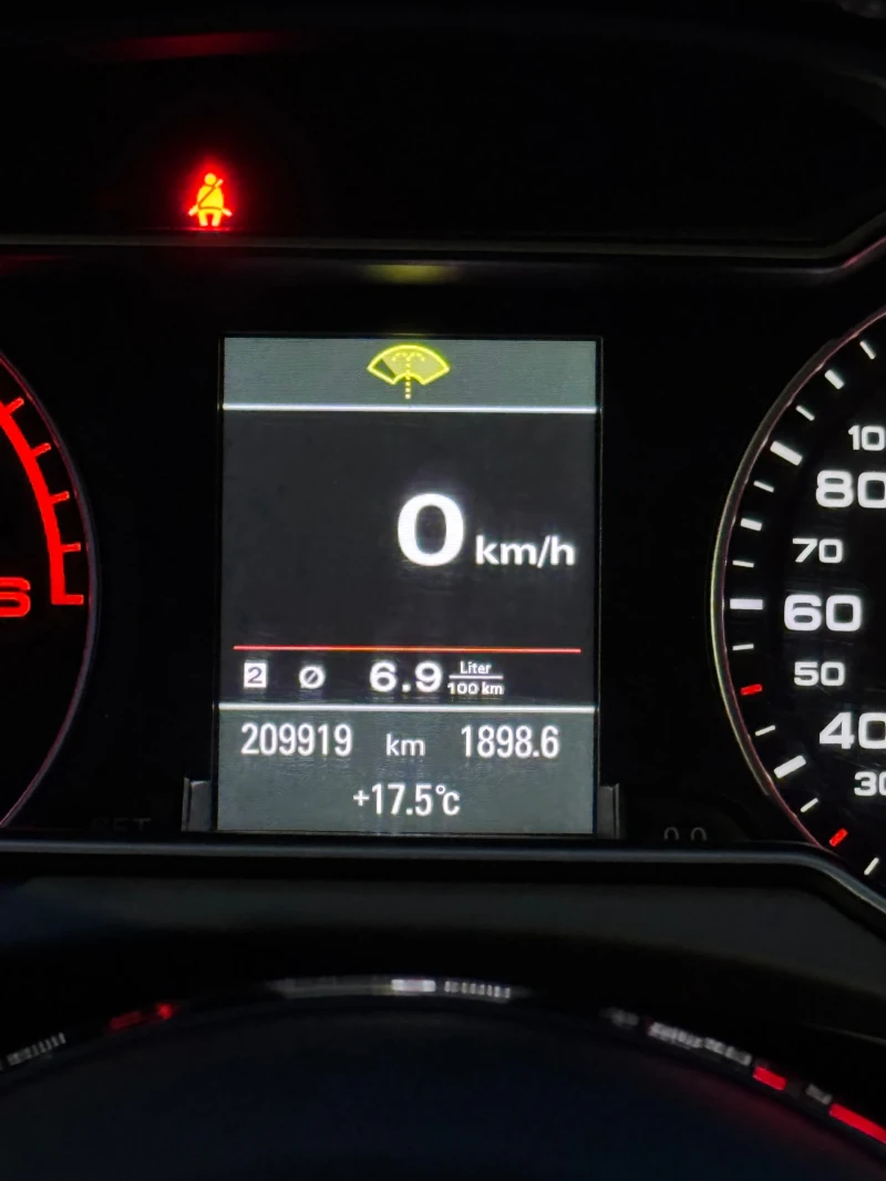 Audi A4 2.0 тди 177к.с, снимка 13 - Автомобили и джипове - 52327647