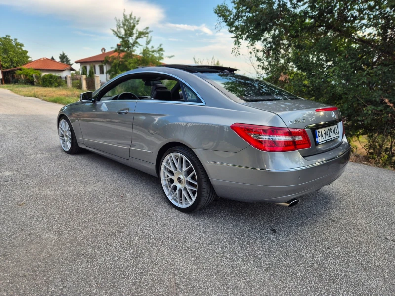 Mercedes-Benz E 250 D Cupe, снимка 5 - Автомобили и джипове - 51270963