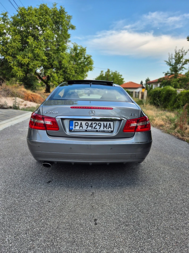 Mercedes-Benz E 250 D Cupe, снимка 6 - Автомобили и джипове - 51270963