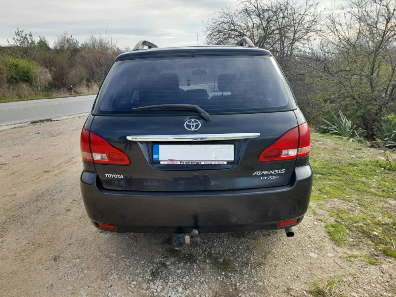 Toyota Avensis verso 2.0тд, снимка 4 - Автомобили и джипове - 52909851