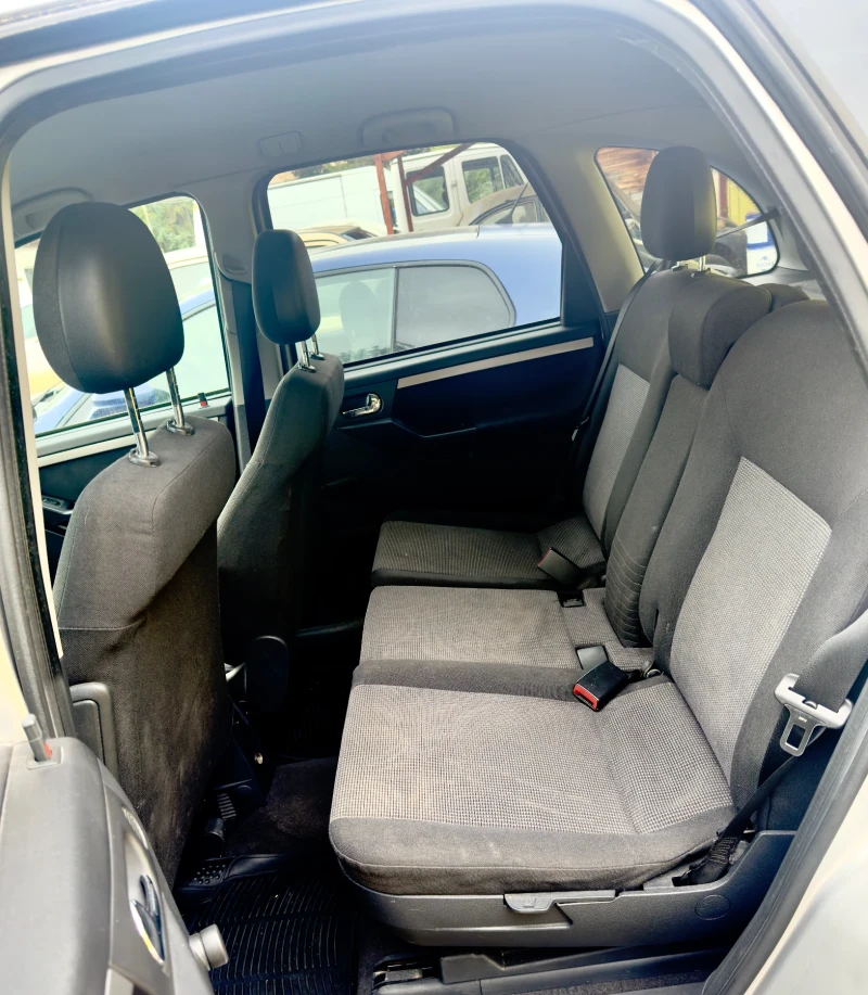 Opel Meriva 1.6, снимка 3 - Автомобили и джипове - 51867393