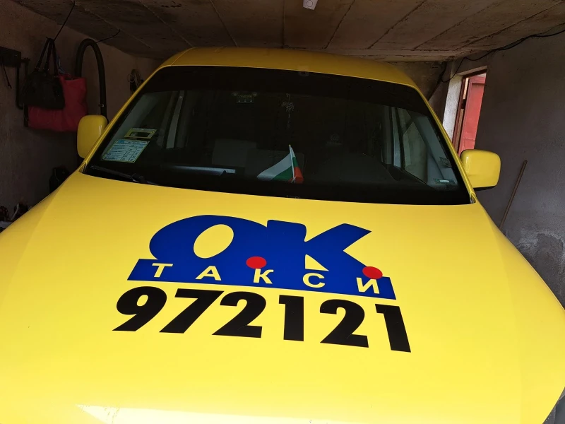 VW Caddy, снимка 3 - Автомобили и джипове - 52520350