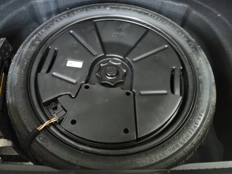 VW Golf * PERFORMANCE * CARFAX * ЦЕНА ДО БГ, снимка 14 - Автомобили и джипове - 52866357