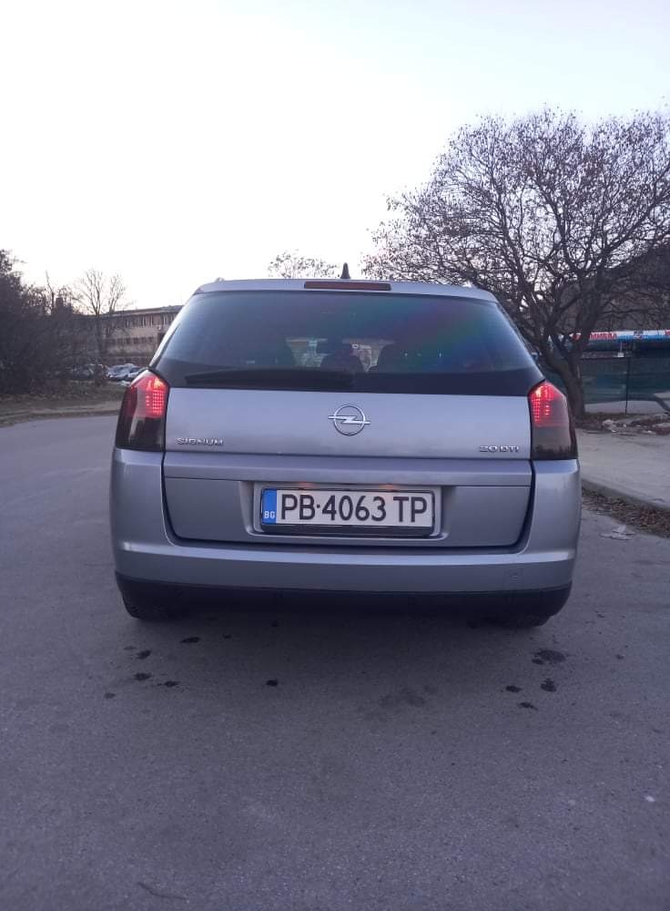 Opel Signum 2.0, снимка 2 - Автомобили и джипове - 44810182