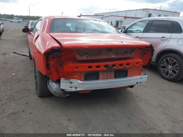 Dodge Challenger SXT, снимка 13 - Автомобили и джипове - 48196444