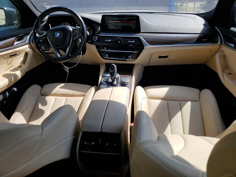 BMW 520, снимка 8 - Автомобили и джипове - 54599630