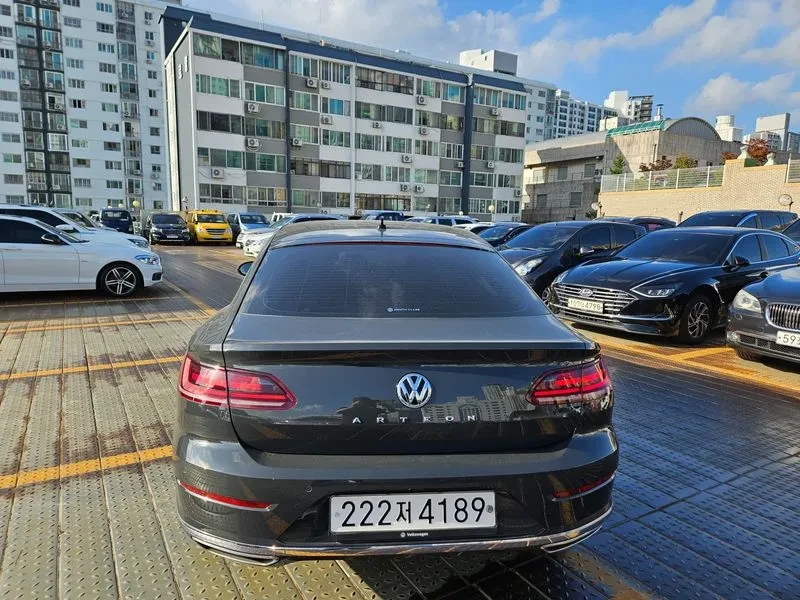 VW Arteon  2.0 Tdi Premium, снимка 10 - Автомобили и джипове - 55785318