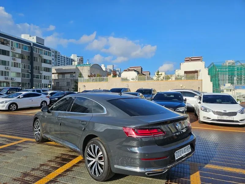 VW Arteon  2.0 Tdi Premium, снимка 11 - Автомобили и джипове - 55785318
