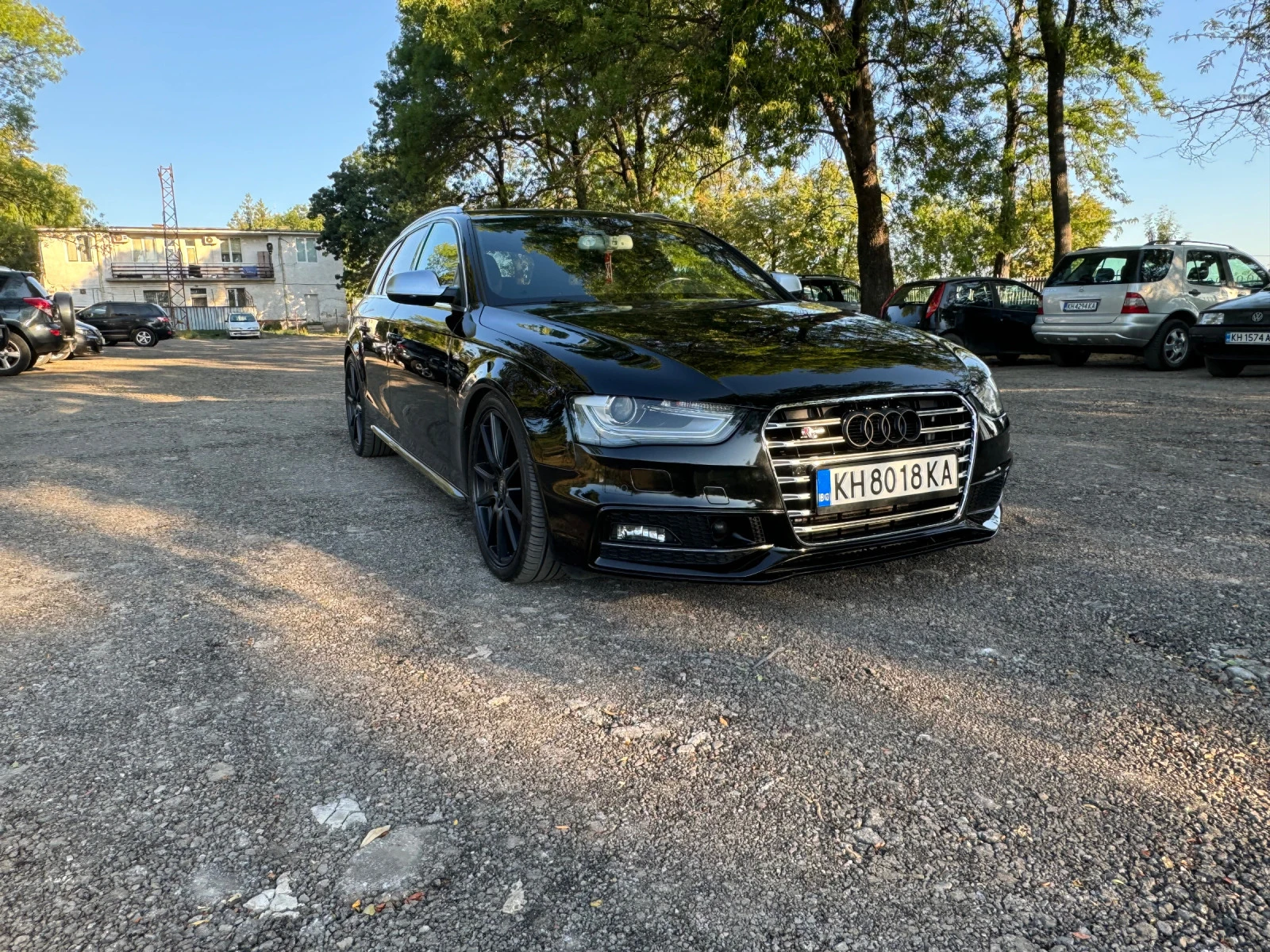 Audi A4 2.0 TDI s-line - изображение 2