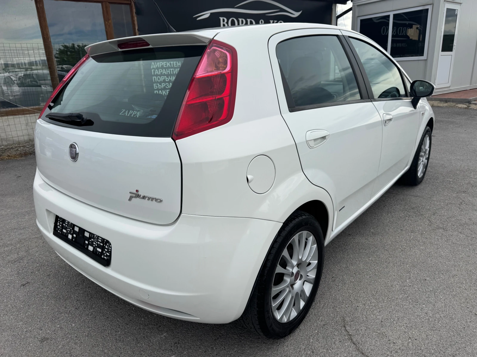 Fiat Punto Grande 1.2i - изображение 6