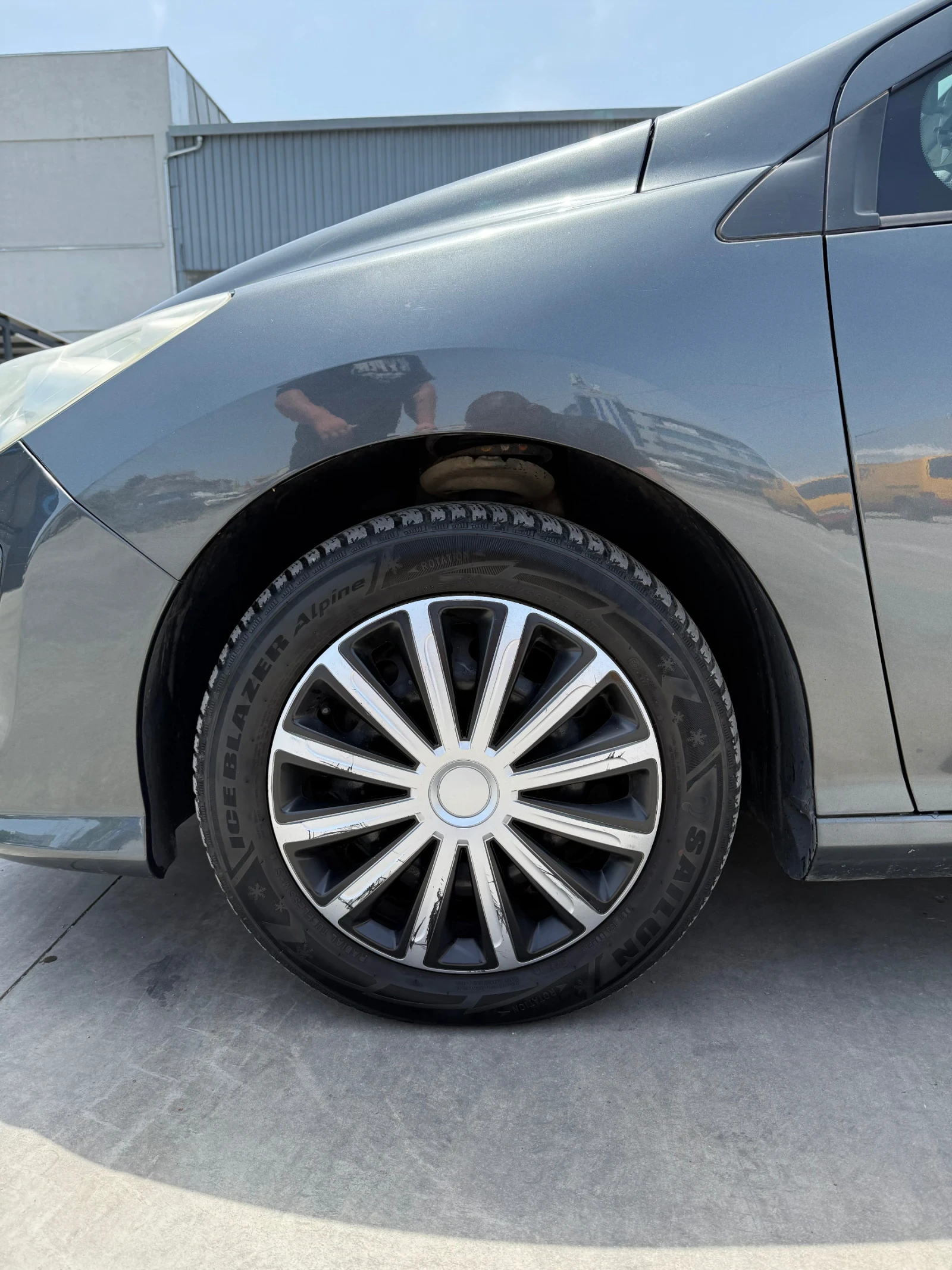 Peugeot 308 SW - изображение 2