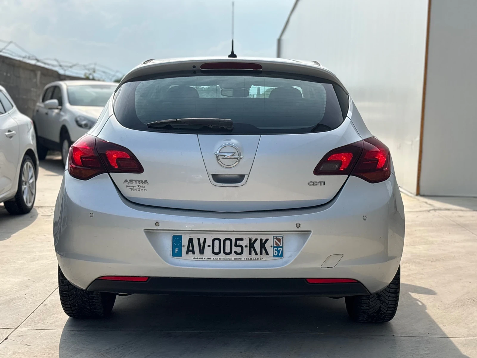 Opel Astra J 1.7 CDTi* Пълна история* 2 чифта джанти гуми - изображение 6
