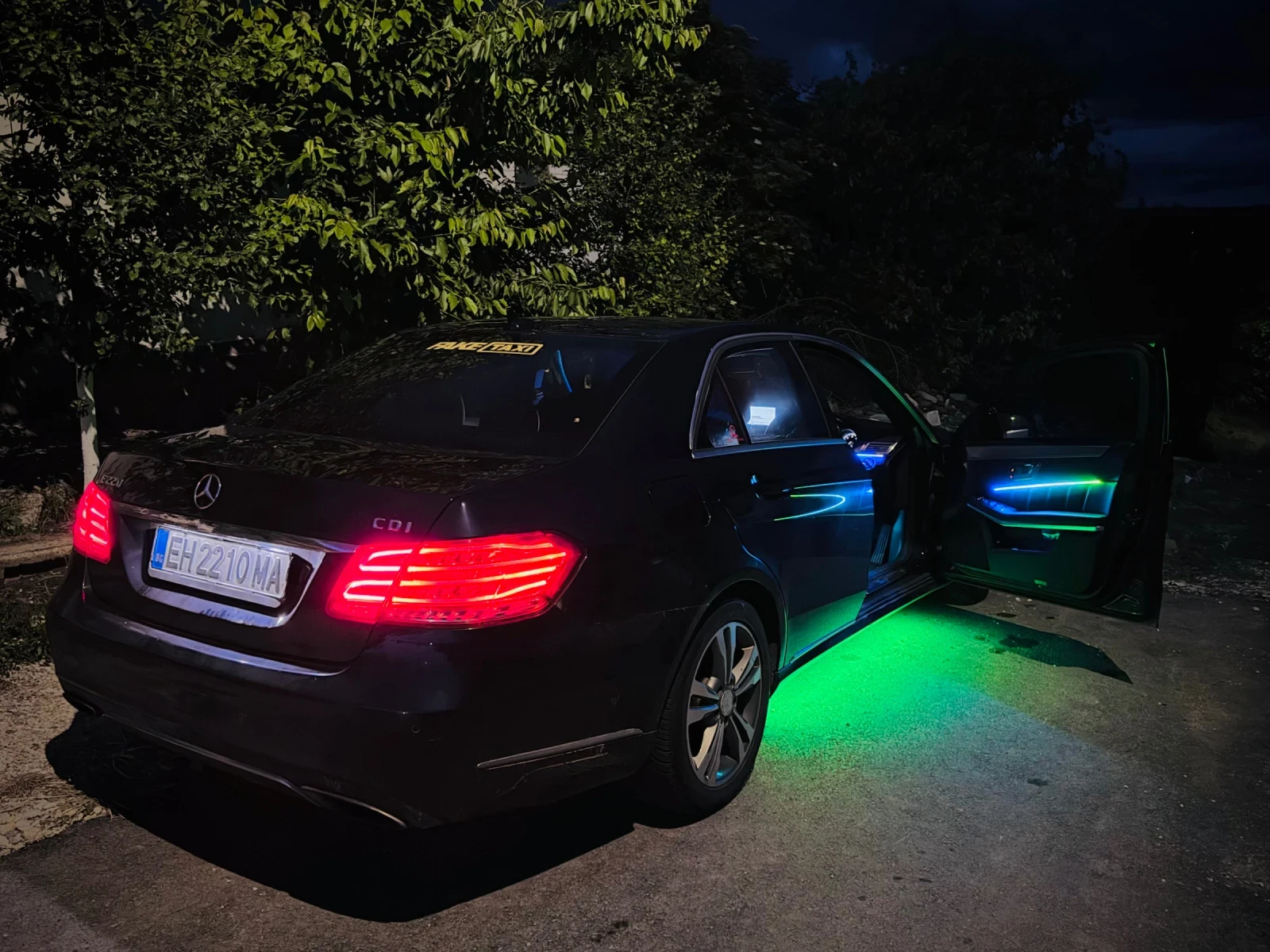 Mercedes-Benz E 220  - изображение 7