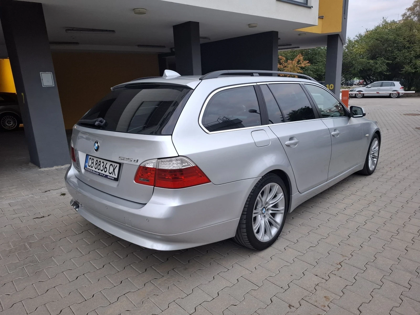 BMW 525  - изображение 4