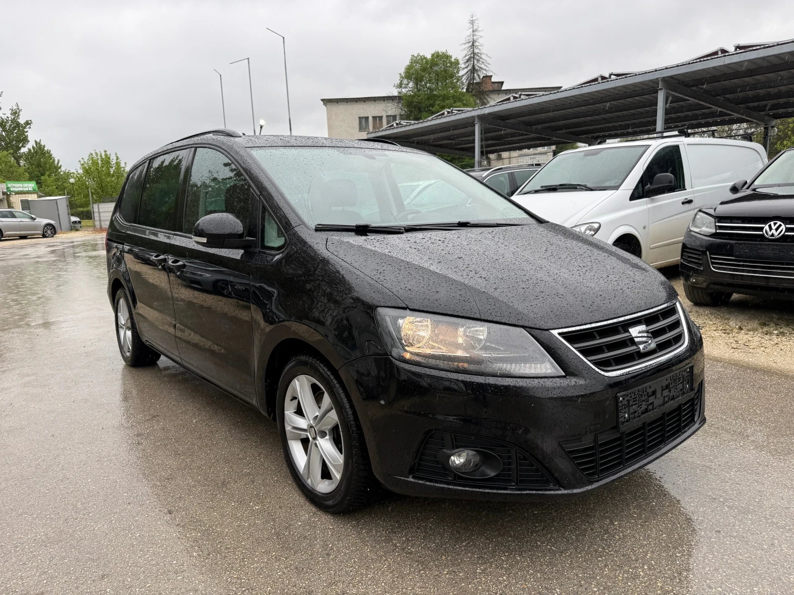 Seat Alhambra 2.0TDI 150к.с 4motin Full Екстри, снимка 2 - Автомобили и джипове - 53390031