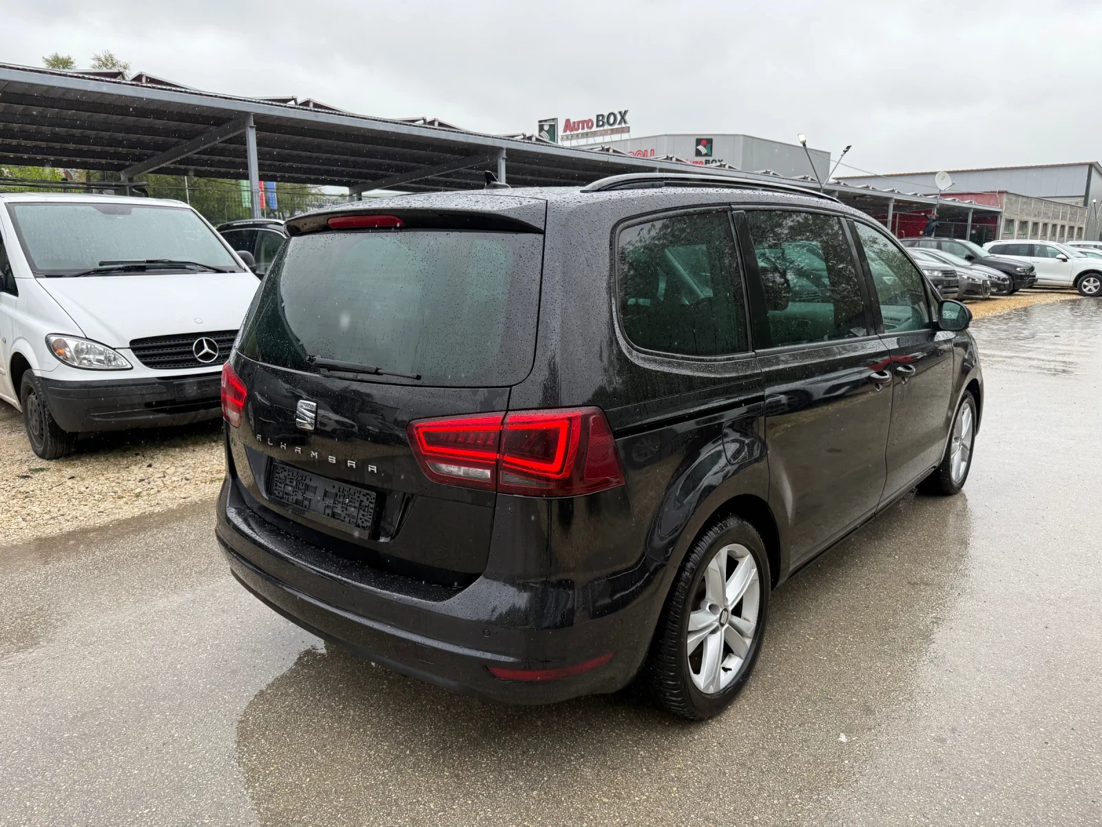 Seat Alhambra 2.0TDI 150к.с 4motin Full Екстри, снимка 4 - Автомобили и джипове - 53390031