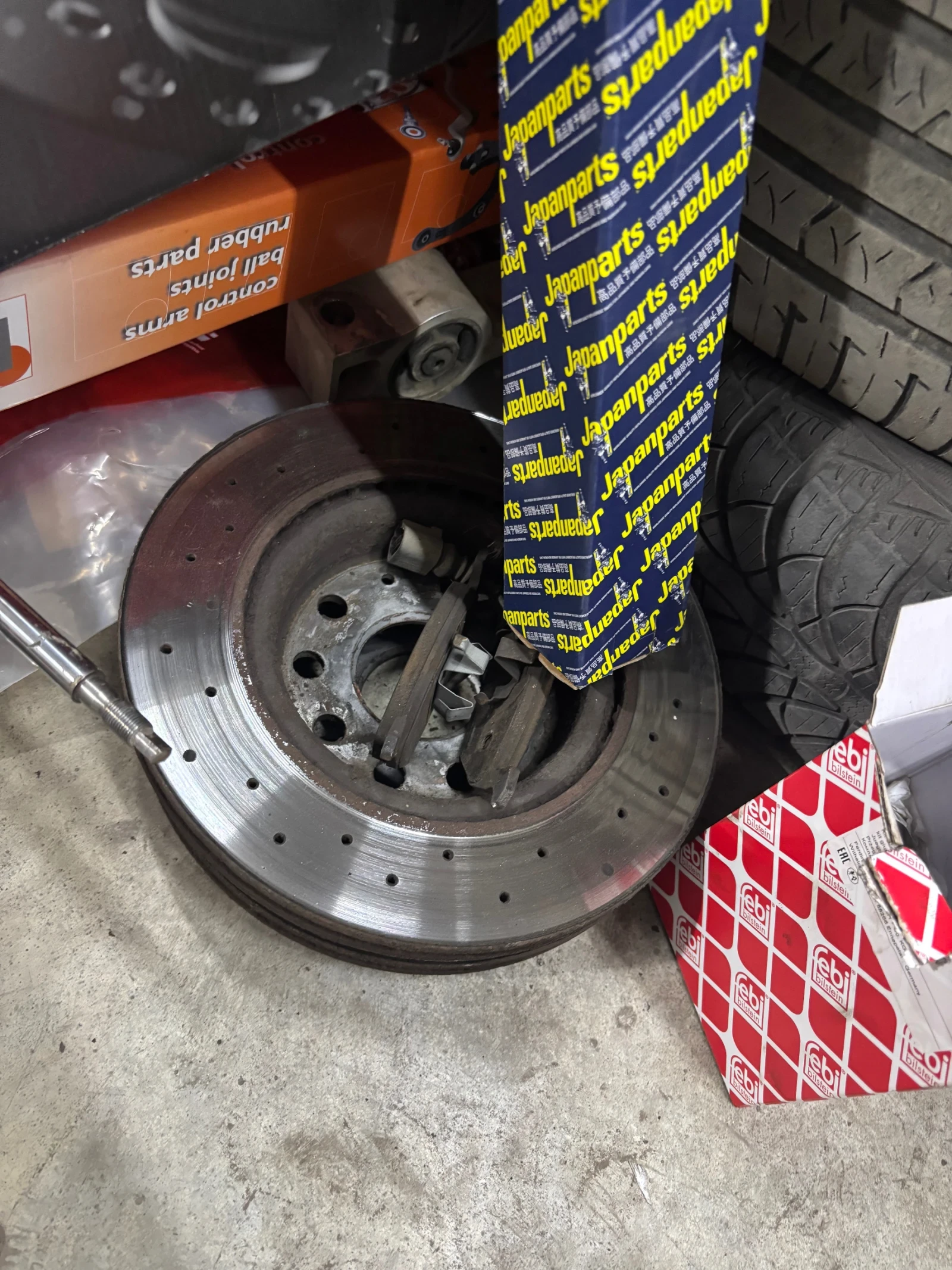 VW Golf 1.9TDI Реални Км!, снимка 15 - Автомобили и джипове - 53756891