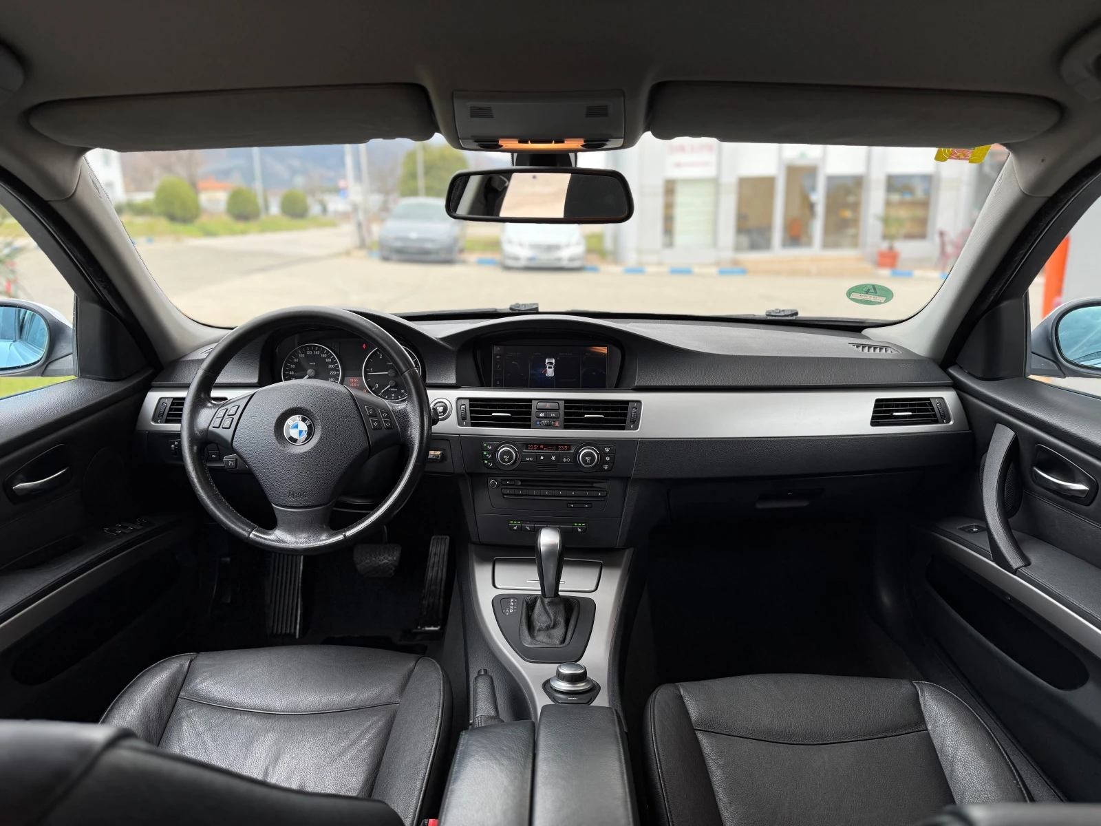 BMW 320 Navi/CarPlay/Auto, снимка 9 - Автомобили и джипове - 53903967
