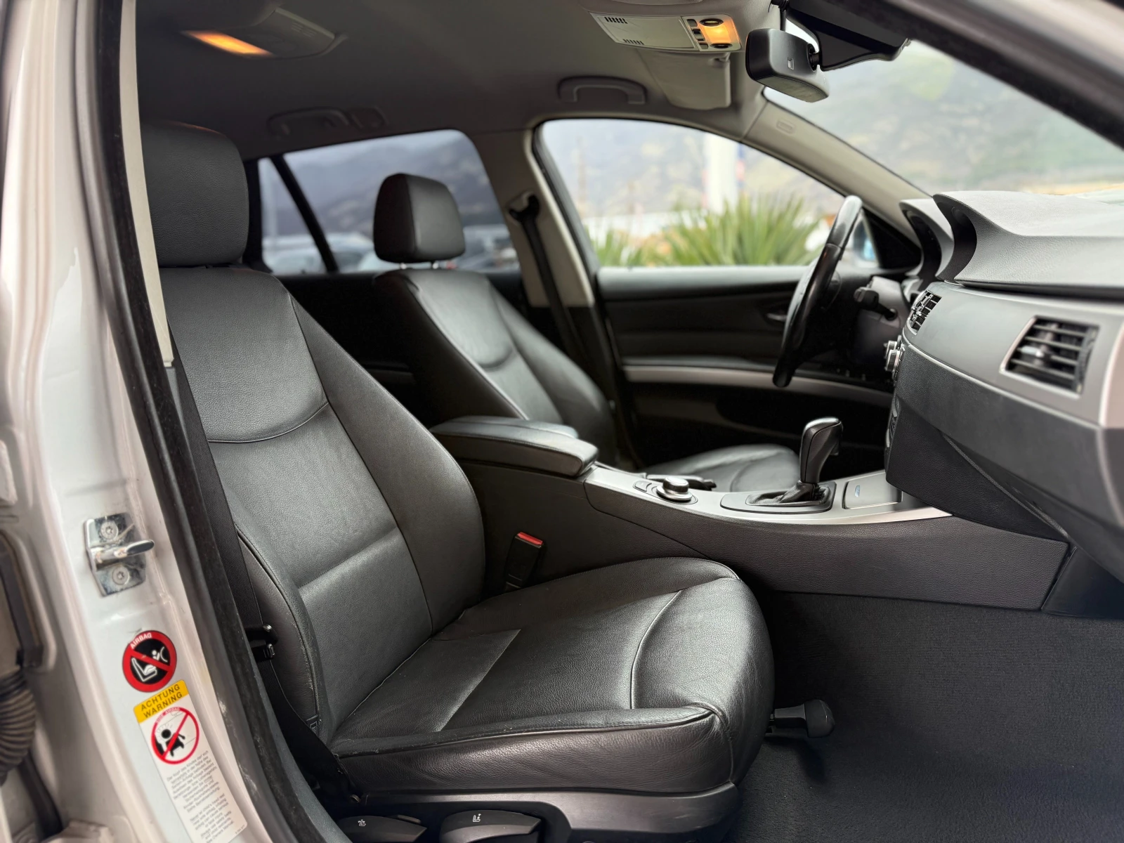 BMW 320 Navi/CarPlay/Auto, снимка 14 - Автомобили и джипове - 53903967