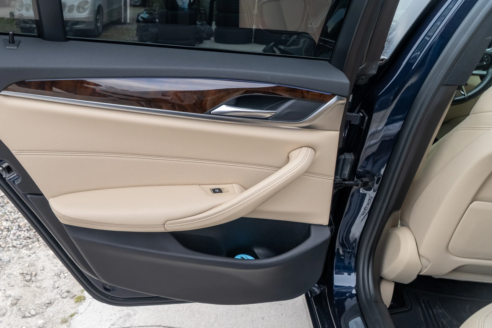 BMW 540 I = B58 = 2017 = SPORT LINE = TOP = ЛИЗИНГ, снимка 14 - Автомобили и джипове - 54151272