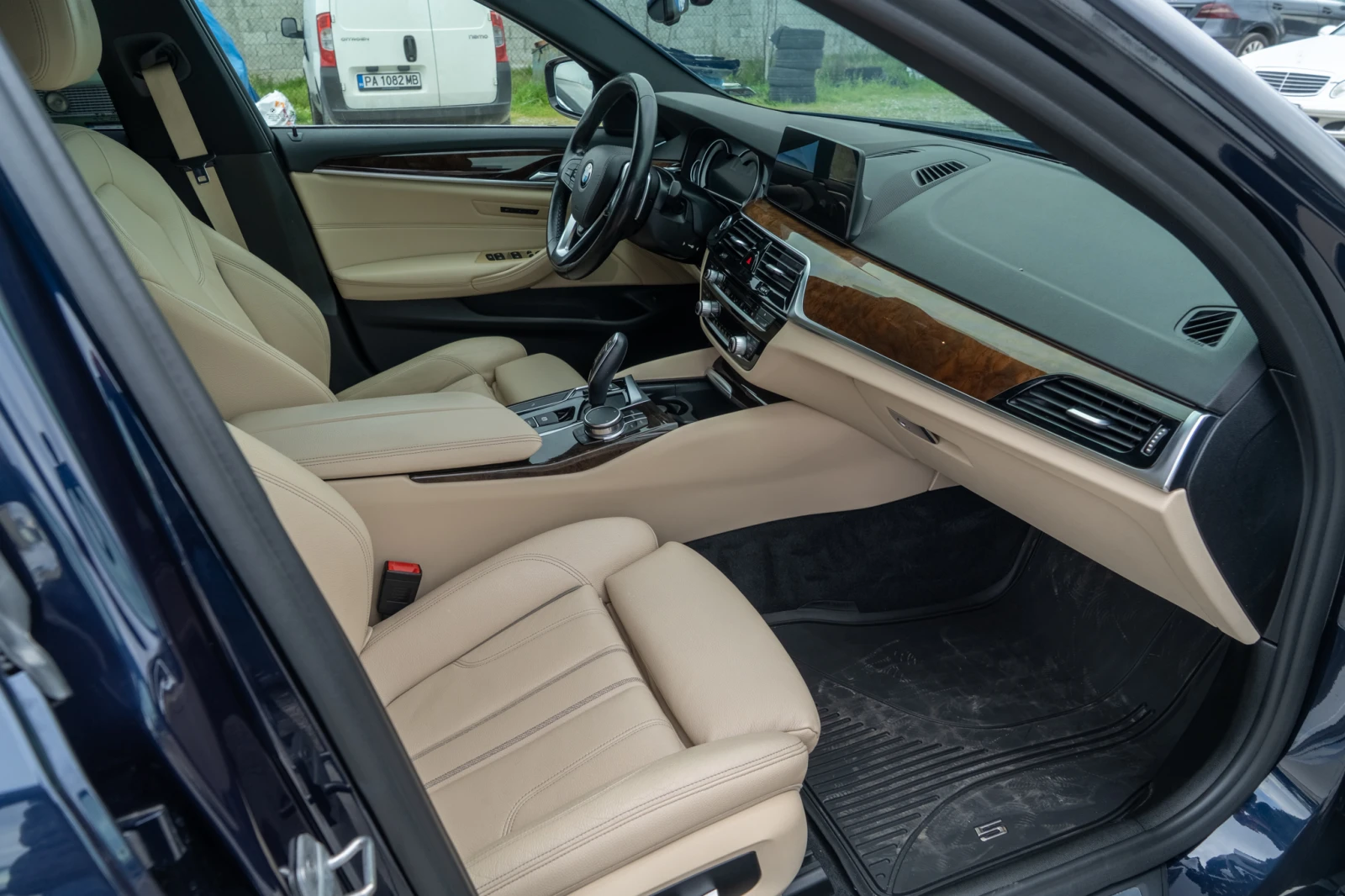 BMW 540 I = B58 = 2017 = SPORT LINE = TOP = ЛИЗИНГ, снимка 10 - Автомобили и джипове - 54151272