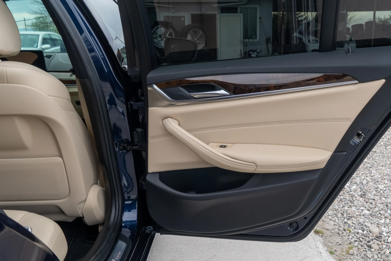 BMW 540 I = B58 = 2017 = SPORT LINE = TOP = ЛИЗИНГ, снимка 15 - Автомобили и джипове - 54151272