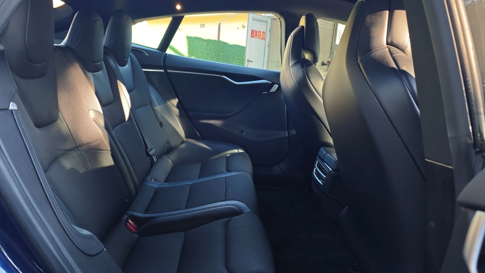 Tesla Model S 75D Dual Motor, снимка 12 - Автомобили и джипове - 54528504