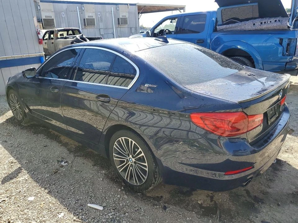 BMW 520, снимка 2 - Автомобили и джипове - 54599630