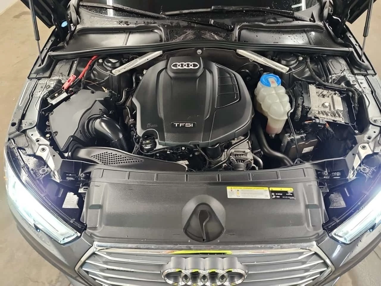 Audi A4  PROGRESSIV * CARFAX * БЕЗ ПЪРВОНАЧАЛНА ВНОСКА, снимка 16 - Автомобили и джипове - 55076276