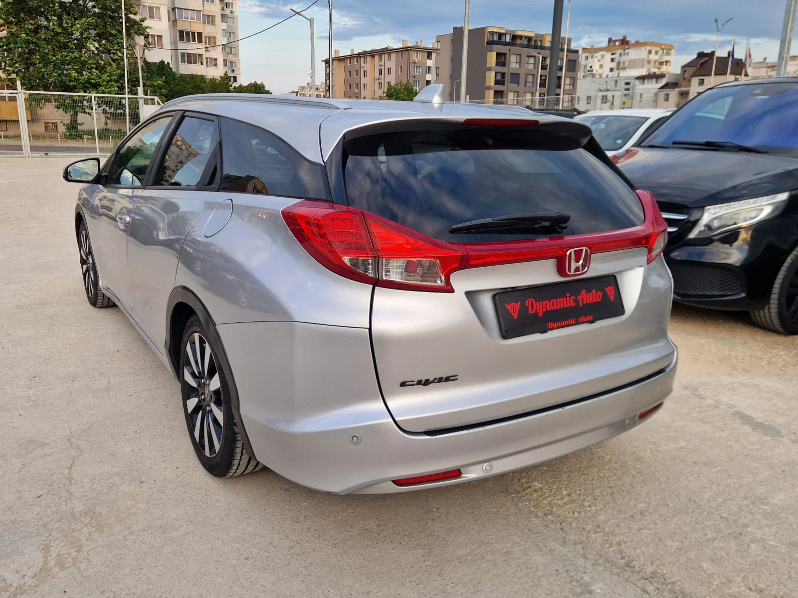 Honda Civic 1.6 ТДИ / 6ск / Топ / Бартер / Лизинг , снимка 6 - Автомобили и джипове - 55138983