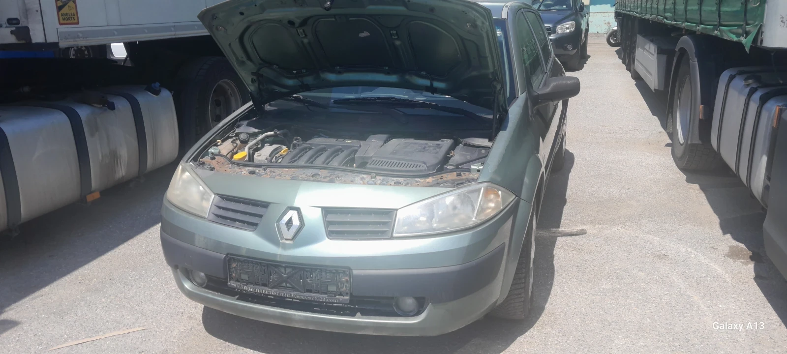 Renault Megane 2, снимка 5 - Автомобили и джипове - 55379915
