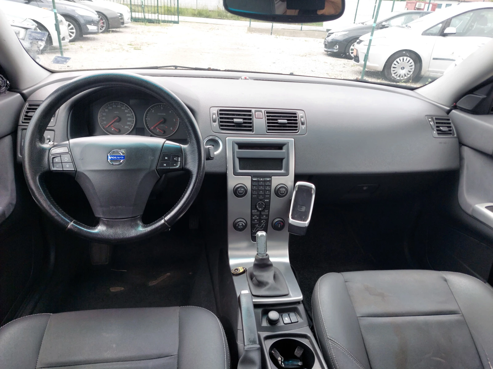 Volvo S40 2.0D, снимка 14 - Автомобили и джипове - 55478448