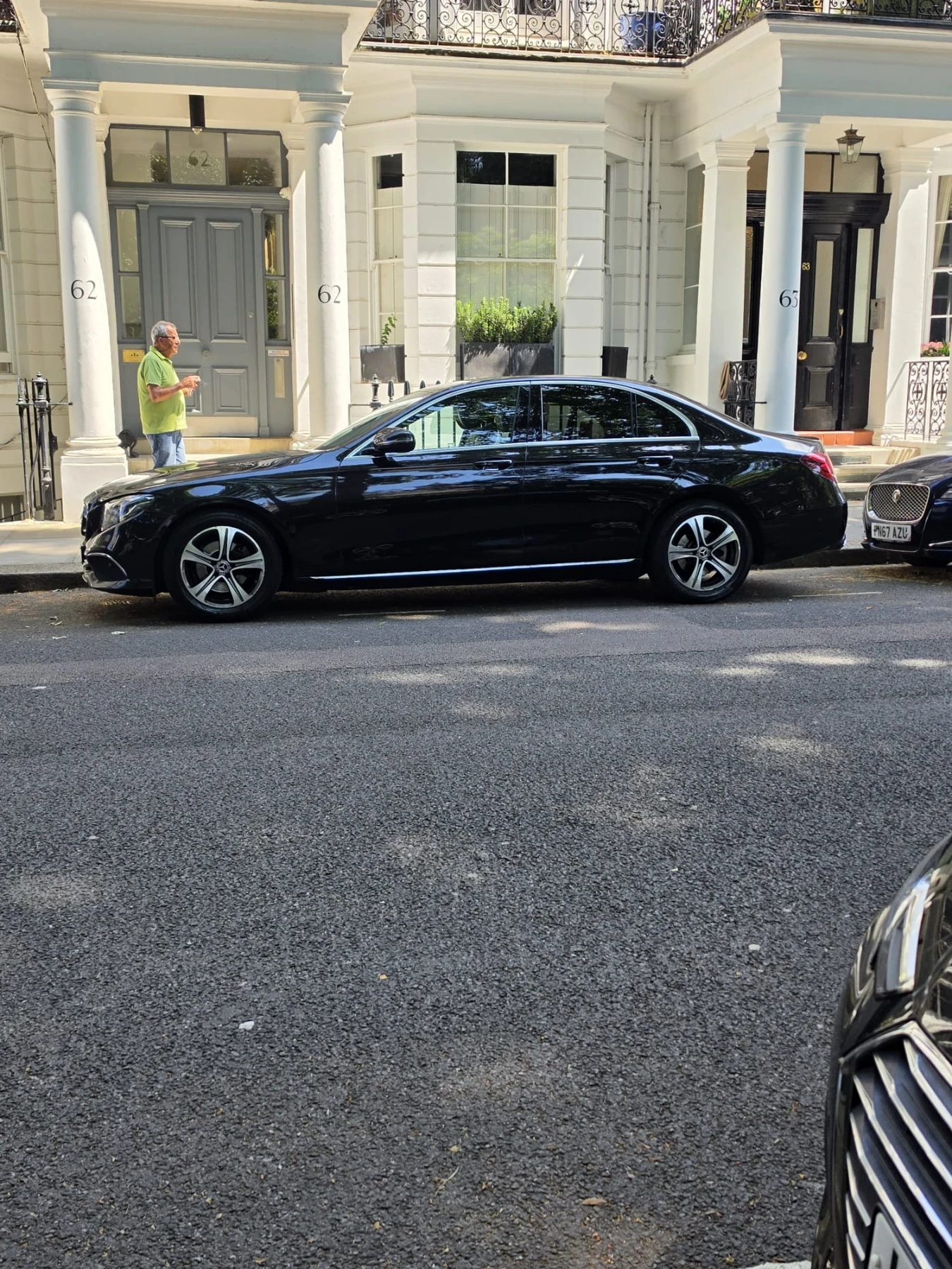 Mercedes-Benz E 220, снимка 8 - Автомобили и джипове - 55641895