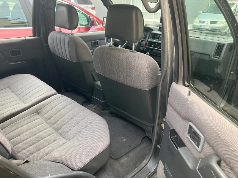 Nissan Terrano 2, 7 TDI, снимка 6 - Автомобили и джипове - 52820191