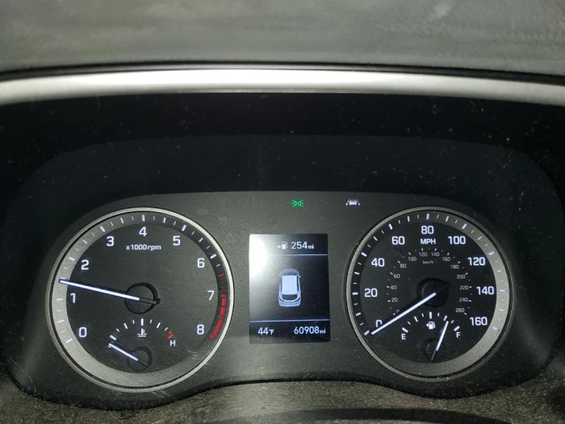 Hyundai Tucson LIMITED* 4х4* Камера* БЕЗ УДАР* , снимка 9 - Автомобили и джипове - 53078798