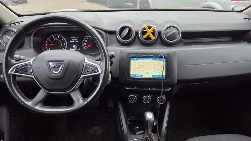 Dacia Duster 1.5DCI, снимка 8 - Автомобили и джипове - 53168735