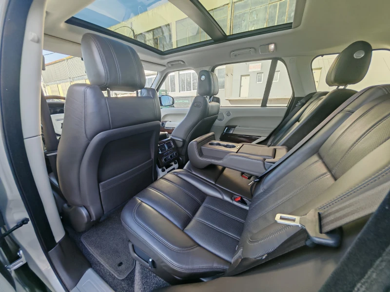 Land Rover Range rover Vogue SDV8* Meridian* Panorama, снимка 17 - Автомобили и джипове - 53269872