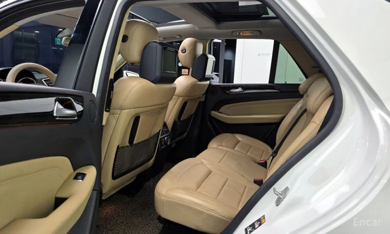 Mercedes-Benz ML 350, снимка 12 - Автомобили и джипове - 53336669