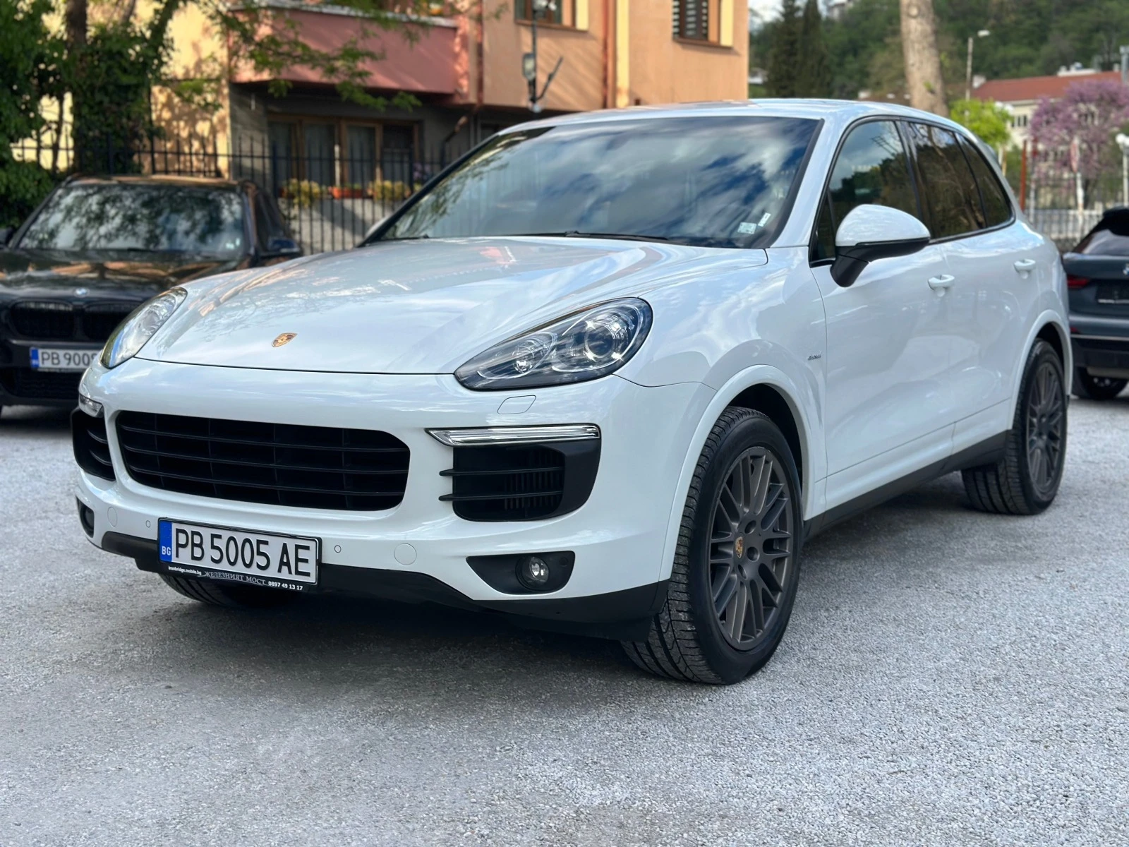 Porsche Cayenne 3.0D PLATINUM EDITON  ТОП СЪСТОЯНИЕ CARPLAY - [1] 