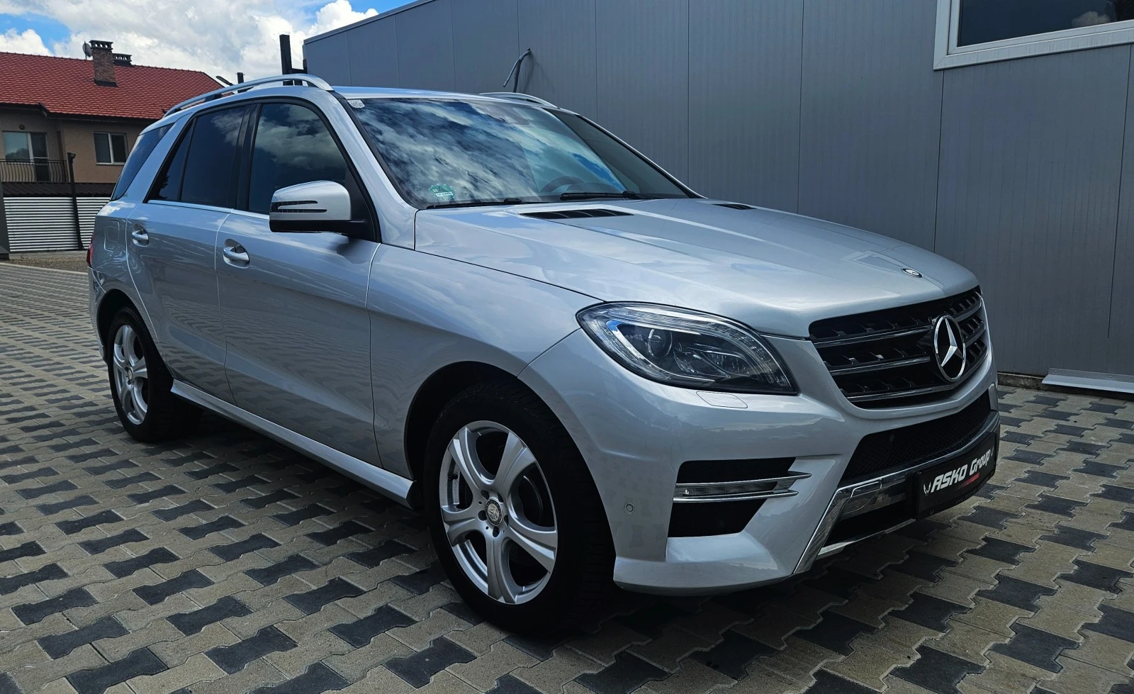 Mercedes-Benz ML 350 ! AMG/GERMANY/CAMERA/ПОДГРЕВ/ОБДУХ/АIRMAT/AUTO H/L - изображение 3